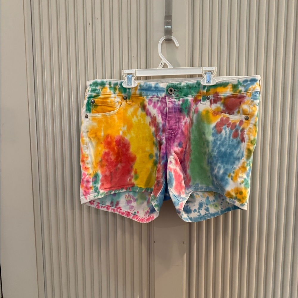 Torrid Multicolor Tie-Dye Jean Shorts Size 14